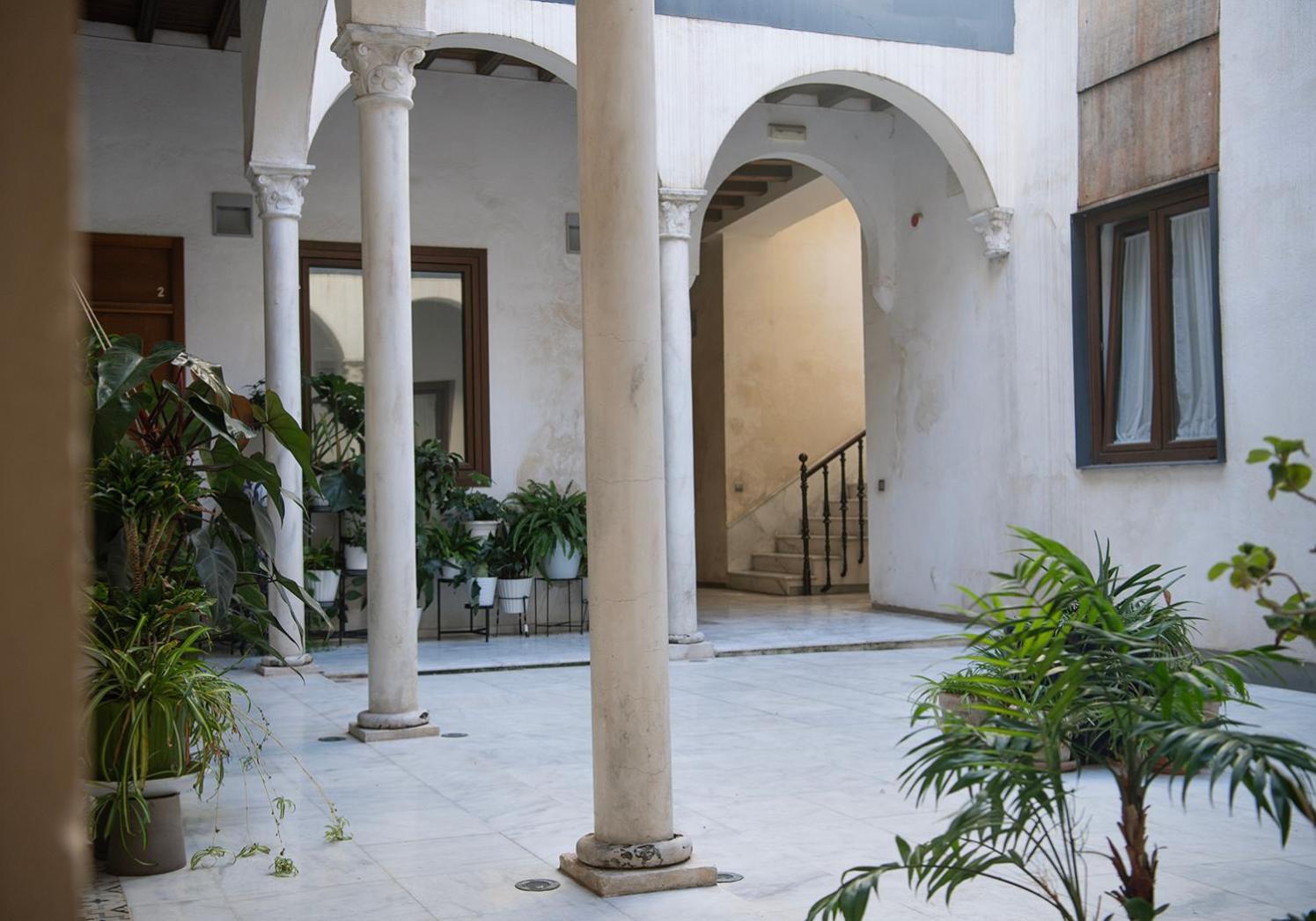 Casa Palacio Bustos Tavera Sevilla Exteriör bild